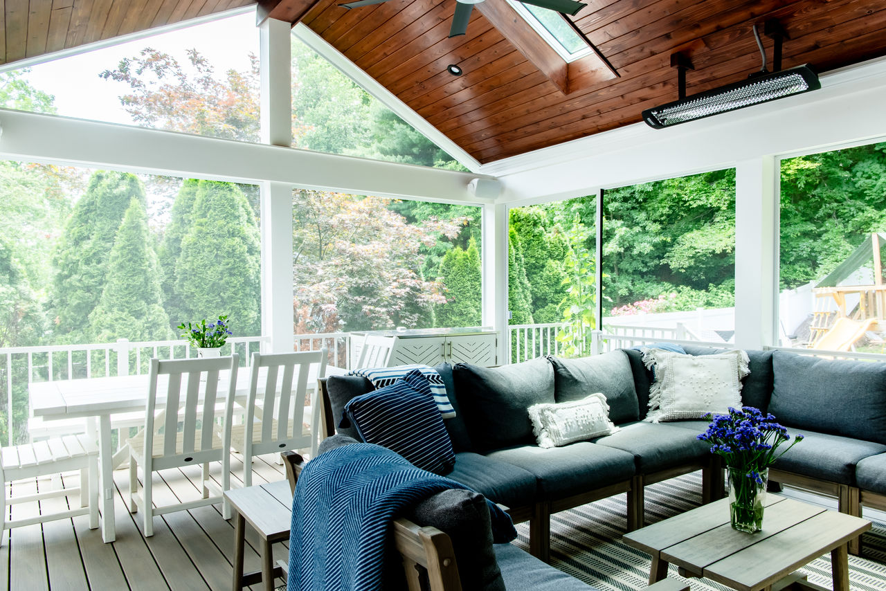 A CNN Underscored Writer’s Journey to The Perfect Screenedin Porch Trex